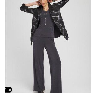 Chico's Travelers Women's Pants Size 2 Pull-On Black Wide Leg Pocket Flowy